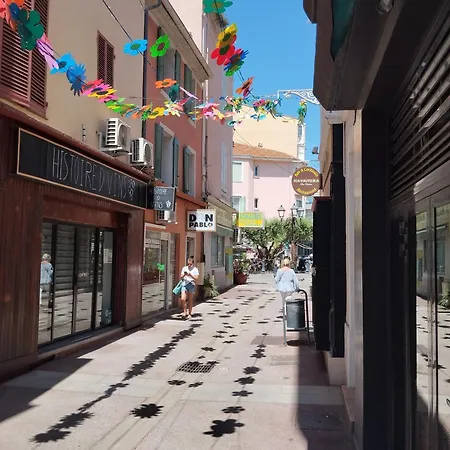 Nouveau Emma, Quartier Historique A 400m De La Mer Apartment *